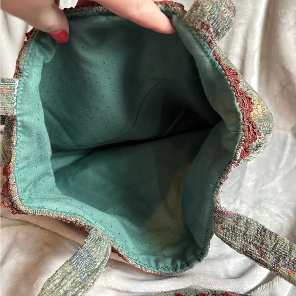 53. Vintage Style Floral Tapestry Tote Bag - Picture 2 of 2